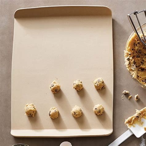 pampered chef stoneware baking sheet